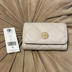 Tory Burch Beige Quilted card case